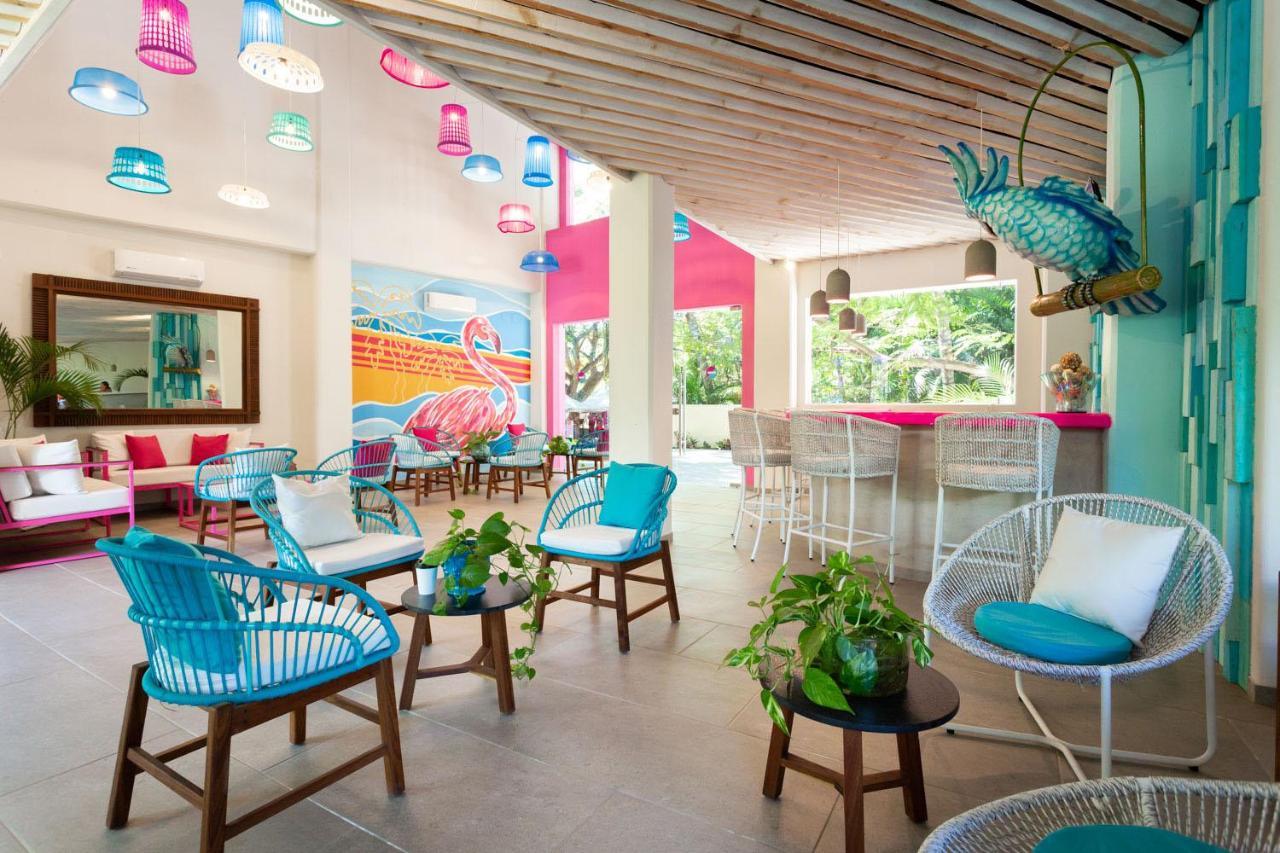 Azulpitaya Beach Front Hotel In 사율리타 외부 사진